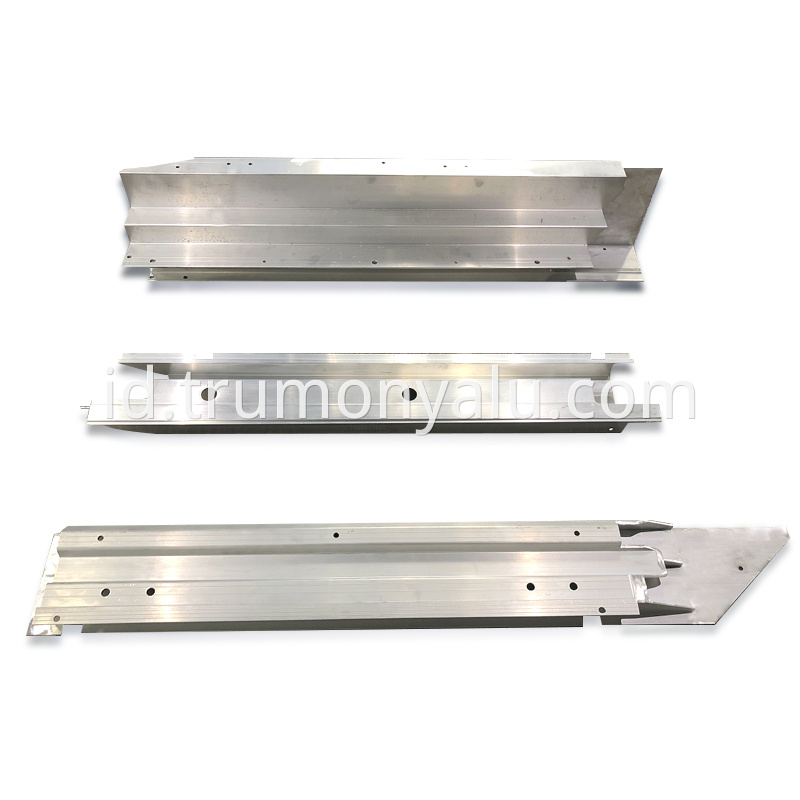 Aluminum Extrusions (12)